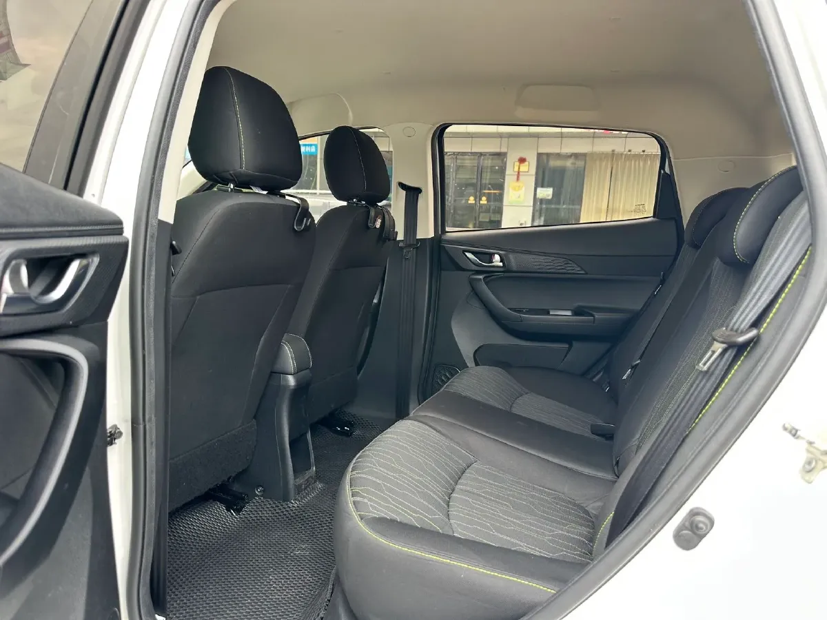 2020 ChangAn BenBen E-Star BEV 32.2KWH,autocango,china used car exporter,china ev exporter,chinese used car exporter,chinese used ev exporter