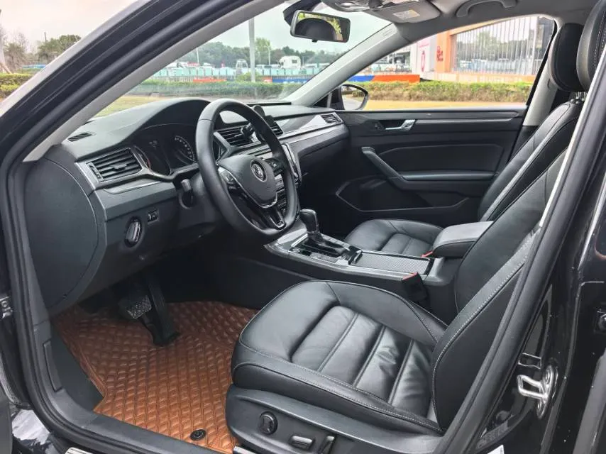 2017 Volkswagen Passat 1.8T 180HP L4 7DCT,autocango,china used car exporter,china ev exporter,chinese used car exporter,chinese used ev exporter