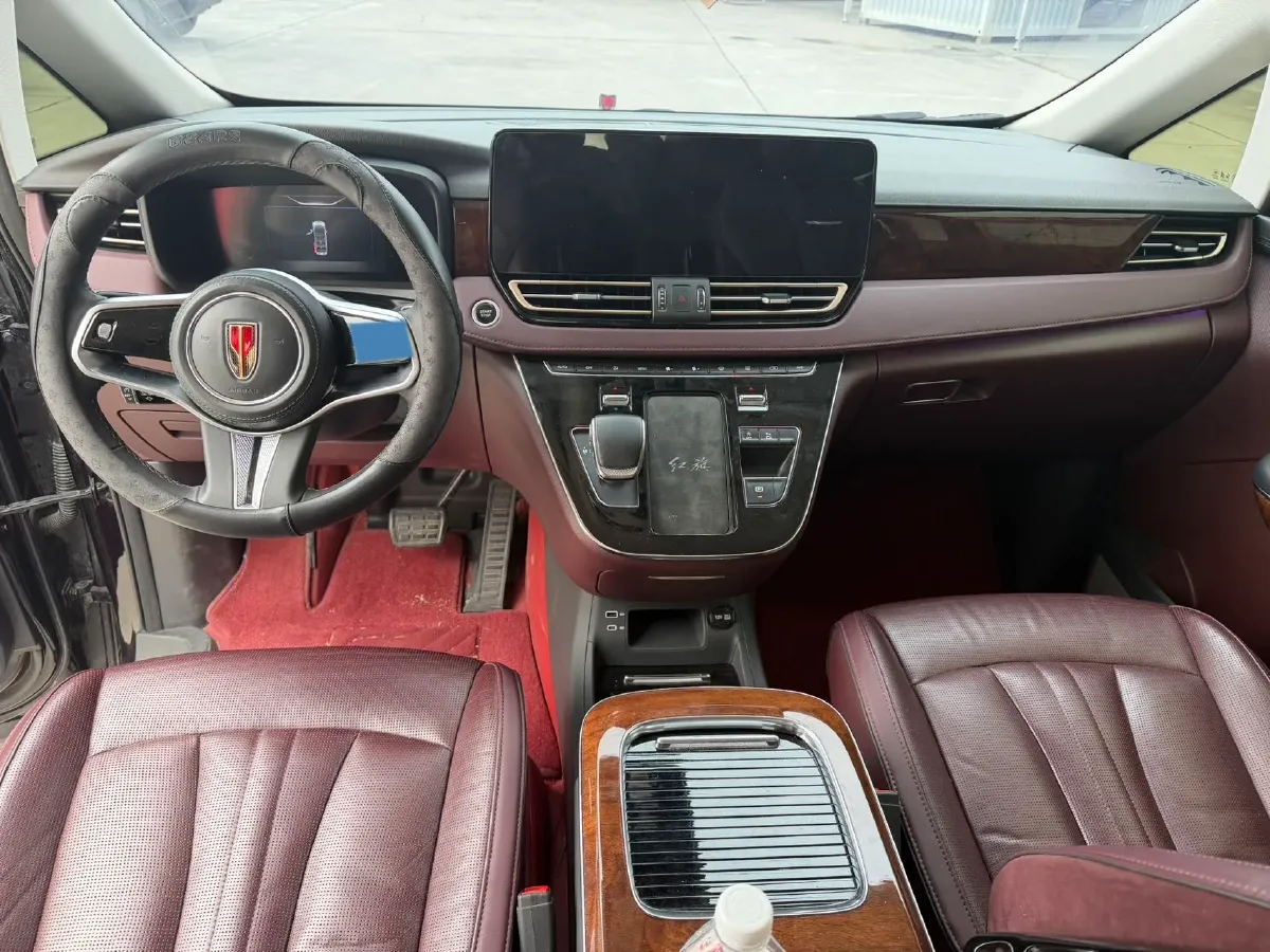 2023 HongQi HQ9 2.0T 252HP L4 8AT,autocango,china used car exporter,china ev exporter,chinese used car exporter,chinese used ev exporter