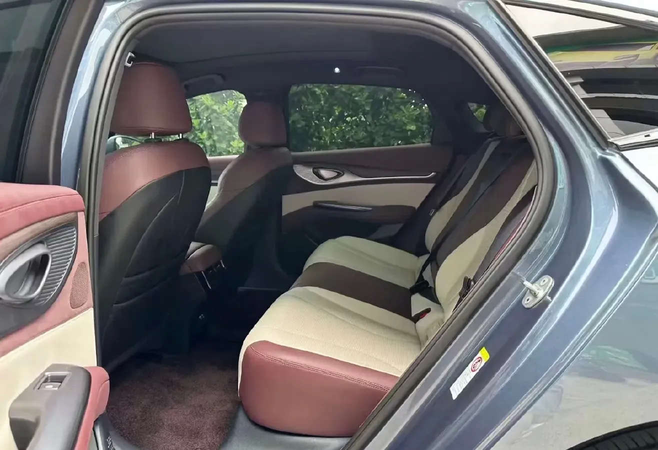 2024 BYD Seal 06 1.5L 101HP L4 E-CVT PHEV 15.87KWH,autocango,china used car exporter,china ev exporter,chinese used car exporter,chinese used ev exporter