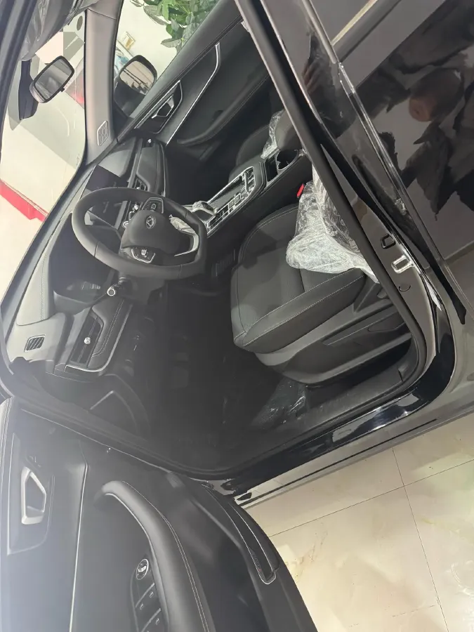 2022 Chery Tiggo 8 1.5T 156HP L4 6DCT,autocango,china used car exporter,china ev exporter,chinese used car exporter,chinese used ev exporter