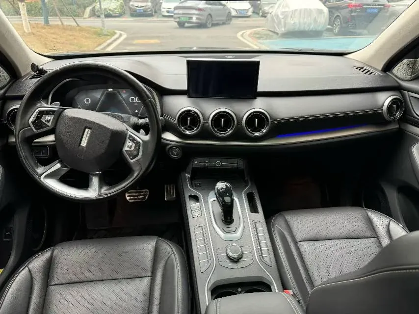 2018 WEY VV6 2.0T 197HP L4 7DCT,autocango,china used car exporter,china ev exporter,chinese used car exporter,chinese used ev exporter