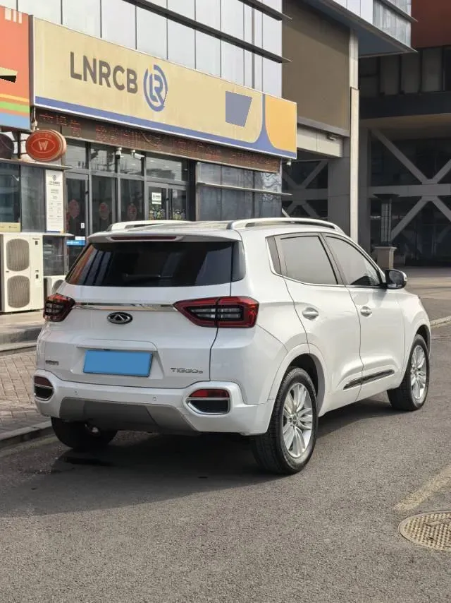 2017 Chery Tiggo 5x 1.5T 147HP L4 6DCT,autocango,china used car exporter,china ev exporter,chinese used car exporter,chinese used ev exporter
