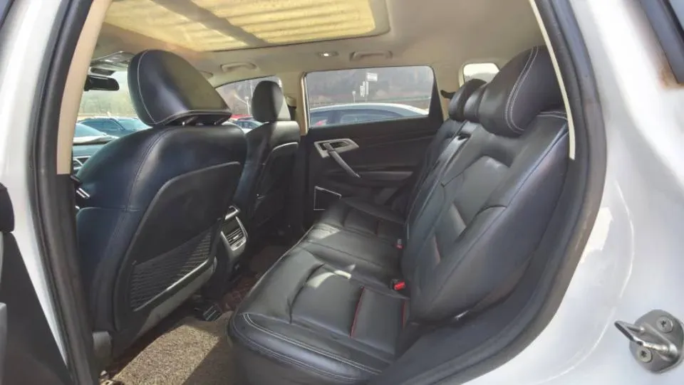 2018 Geely Azkarra 1.8T 184HP L4 6AT,autocango,china used car exporter,china ev exporter,chinese used car exporter,chinese used ev exporter