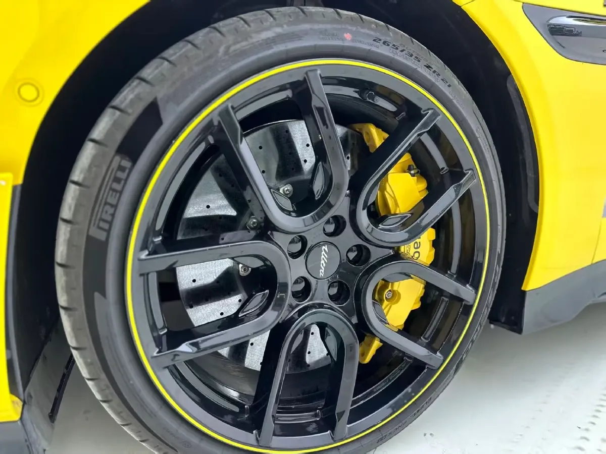 2025 MI SU7 Ultra BEV 93.7KWH,autocango,china used car exporter,china ev exporter,chinese used car exporter,chinese used ev exporter