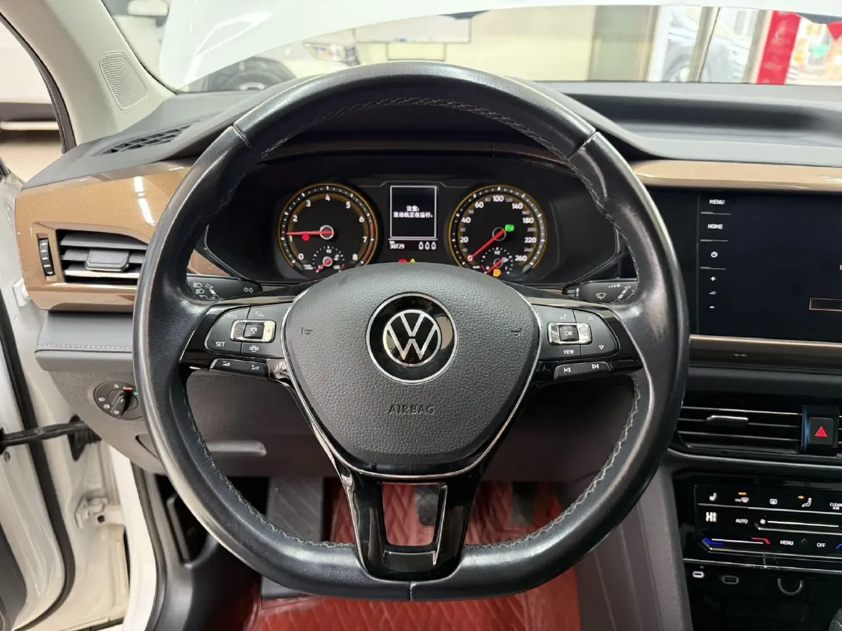 2021 Volkswagen Tharu 1.4T 150HP L4 7DCT,autocango,china used car exporter,china ev exporter,chinese used car exporter,chinese used ev exporter