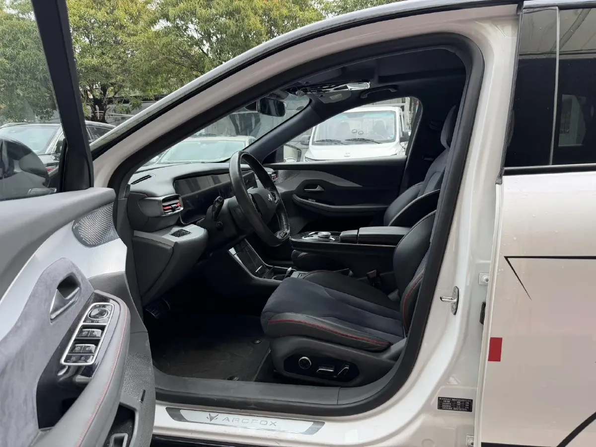 2022 ARCFOX αS BEV 74.5KWH,autocango,china used car exporter,china ev exporter,chinese used car exporter,chinese used ev exporter