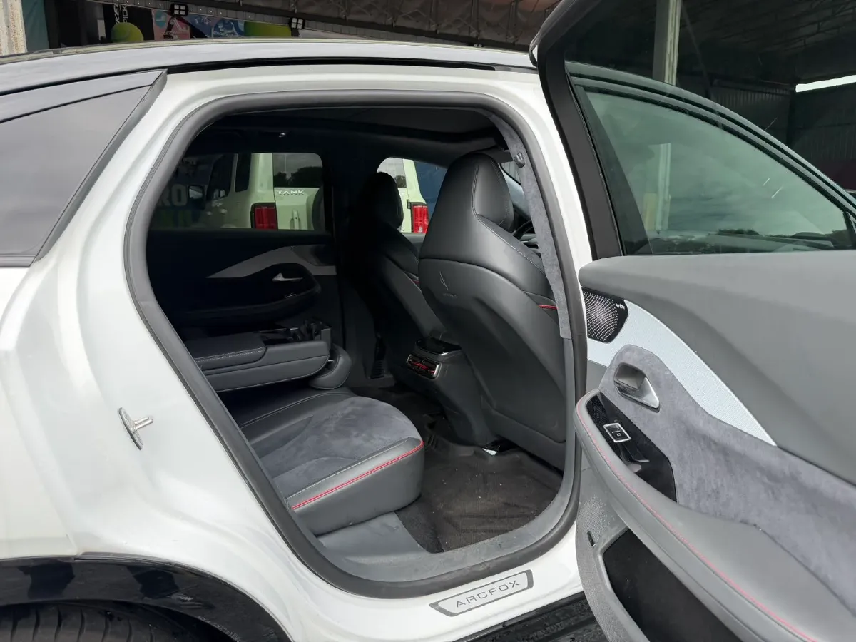 2022 ARCFOX αS BEV 74.5KWH,autocango,china used car exporter,china ev exporter,chinese used car exporter,chinese used ev exporter