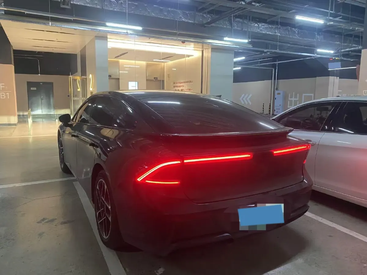 2024 Xpeng P7+ BEV 60.7KWH,autocango,china used car exporter,china ev exporter,chinese used car exporter,chinese used ev exporter