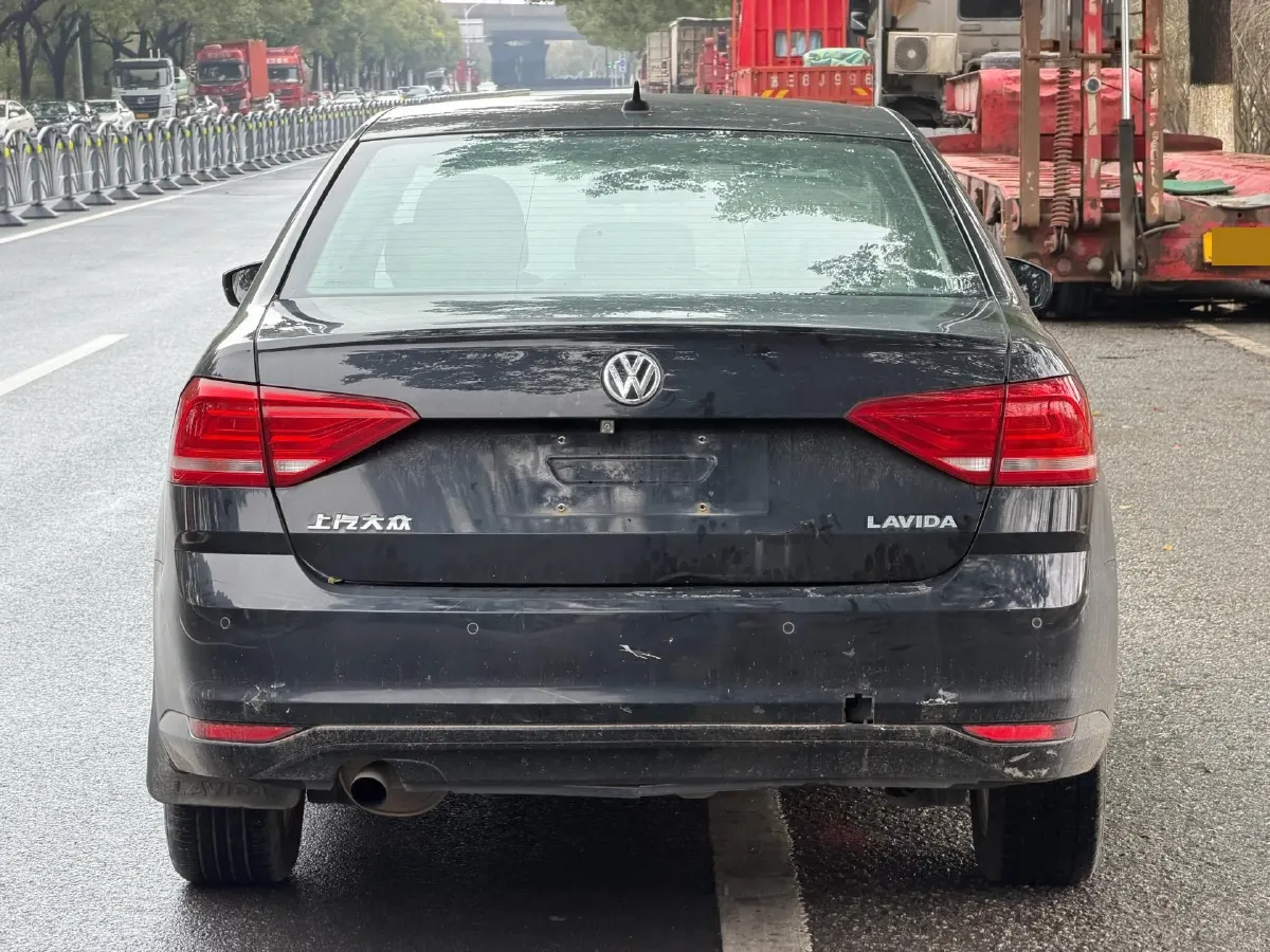 2017 Volkswagen Lavida 1.6L 110HP L4 6AT,autocango,china used car exporter,china ev exporter,chinese used car exporter,chinese used ev exporter