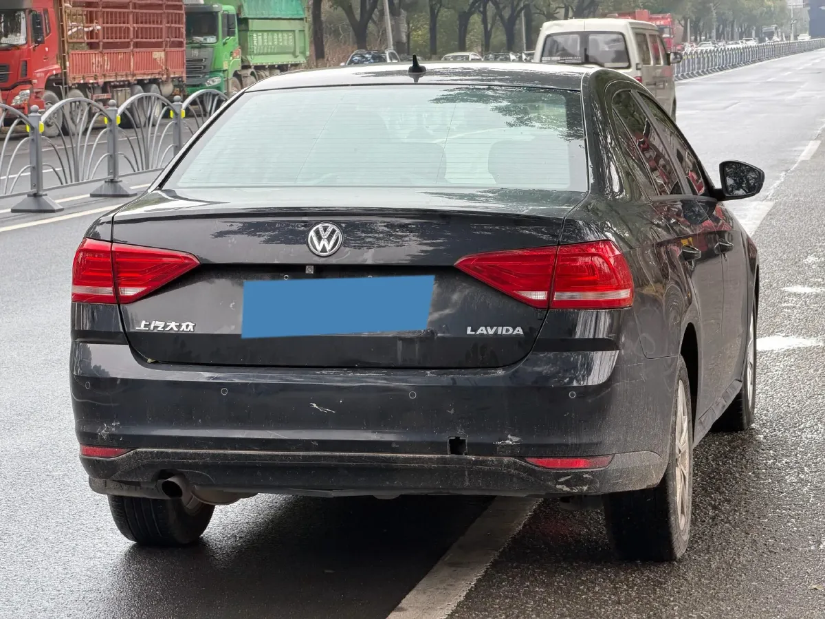 2017 Volkswagen Lavida 1.6L 110HP L4 6AT,autocango,china used car exporter,china ev exporter,chinese used car exporter,chinese used ev exporter