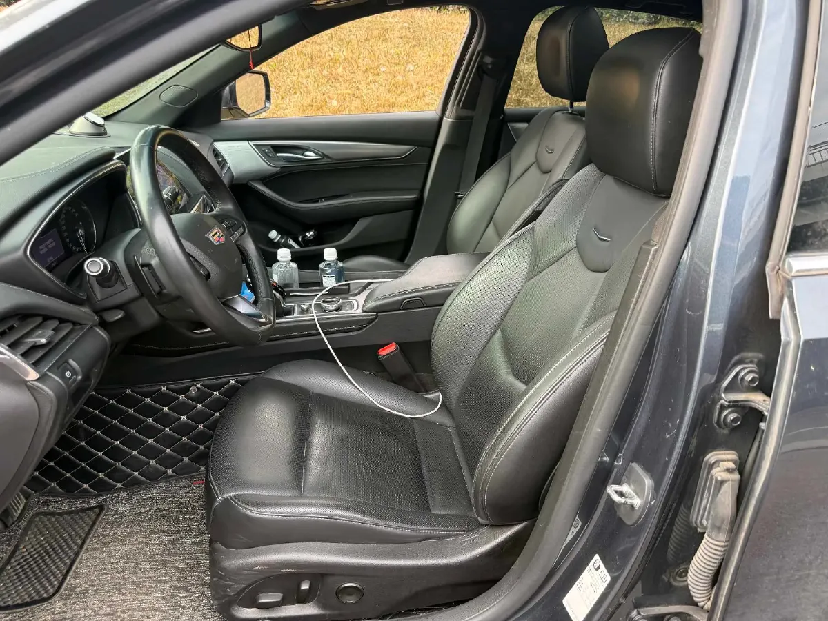 2021 Cadillac CT5 2.0T 237HP L4 10AT,autocango,china used car exporter,china ev exporter,chinese used car exporter,chinese used ev exporter