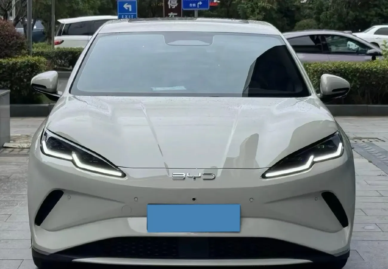 2025 BYD Seal06 BEV,autocango,china used car exporter,china ev exporter,chinese used car exporter,chinese used ev exporter