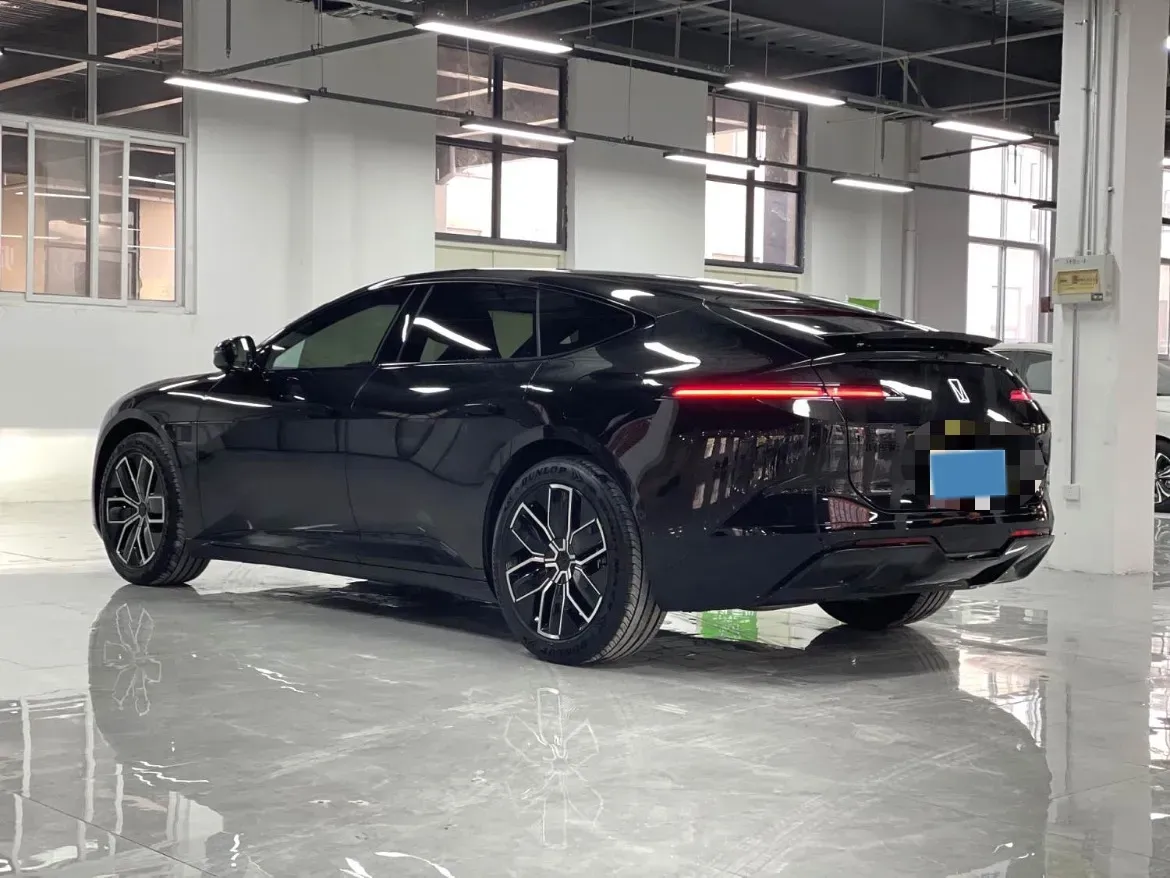 2025 Avatr 12 1.5T 156HP L4 REEV 39.05KWH,autocango,china used car exporter,china ev exporter,chinese used car exporter,chinese used ev exporter