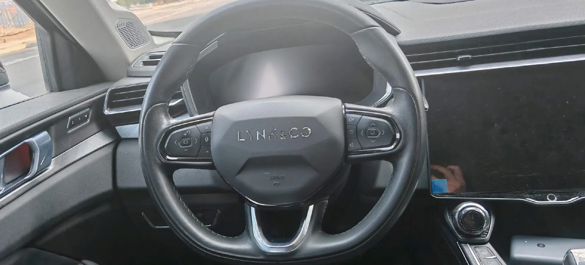 2021 LYNK&CO 01 2.0T 218HP L4 8AT,autocango,china used car exporter,china ev exporter,chinese used car exporter,chinese used ev exporter