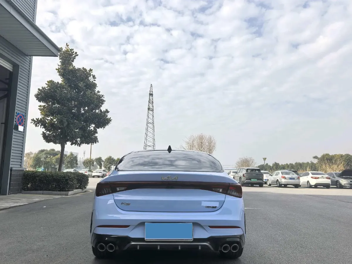 2021 Toyota Camry 2.0L 178HP L4 CVT,autocango,china used car exporter,china ev exporter,chinese used car exporter,chinese used ev exporter