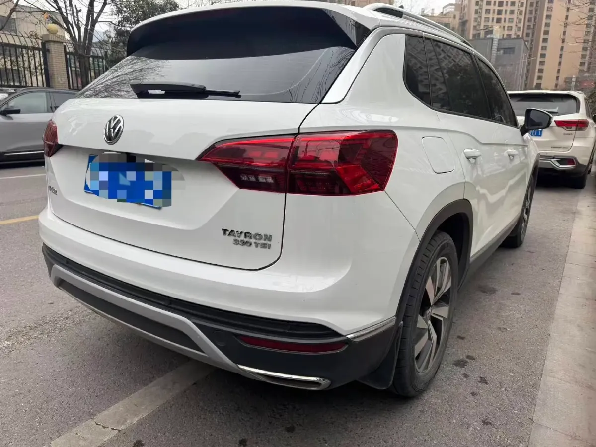 2019 Jeep Cherokee 2.0T 234HP L4 9AT,autocango,china used car exporter,china ev exporter,chinese used car exporter,chinese used ev exporter