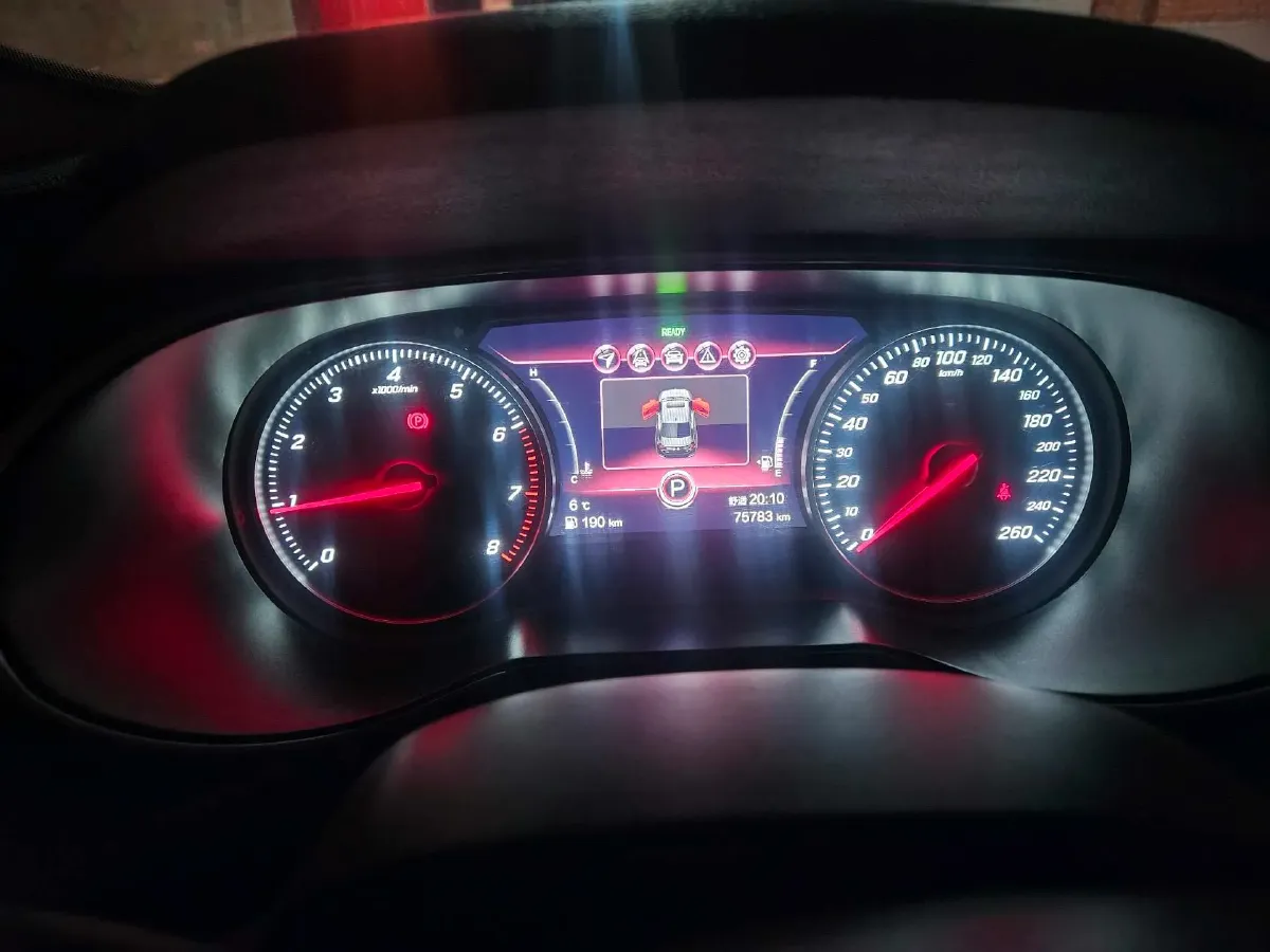 2022 HongQi H5 1.8T 197HP L4 6AT,autocango,china used car exporter,china ev exporter,chinese used car exporter,chinese used ev exporter