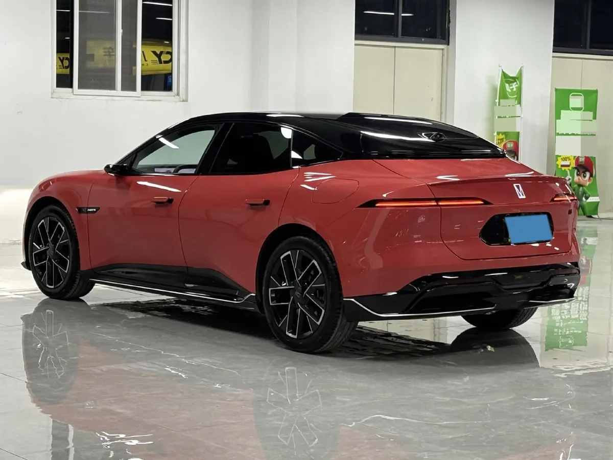 2025 Avatr 06 REEV 156HP REEV,autocango,china used car exporter,china ev exporter,chinese used car exporter,chinese used ev exporter