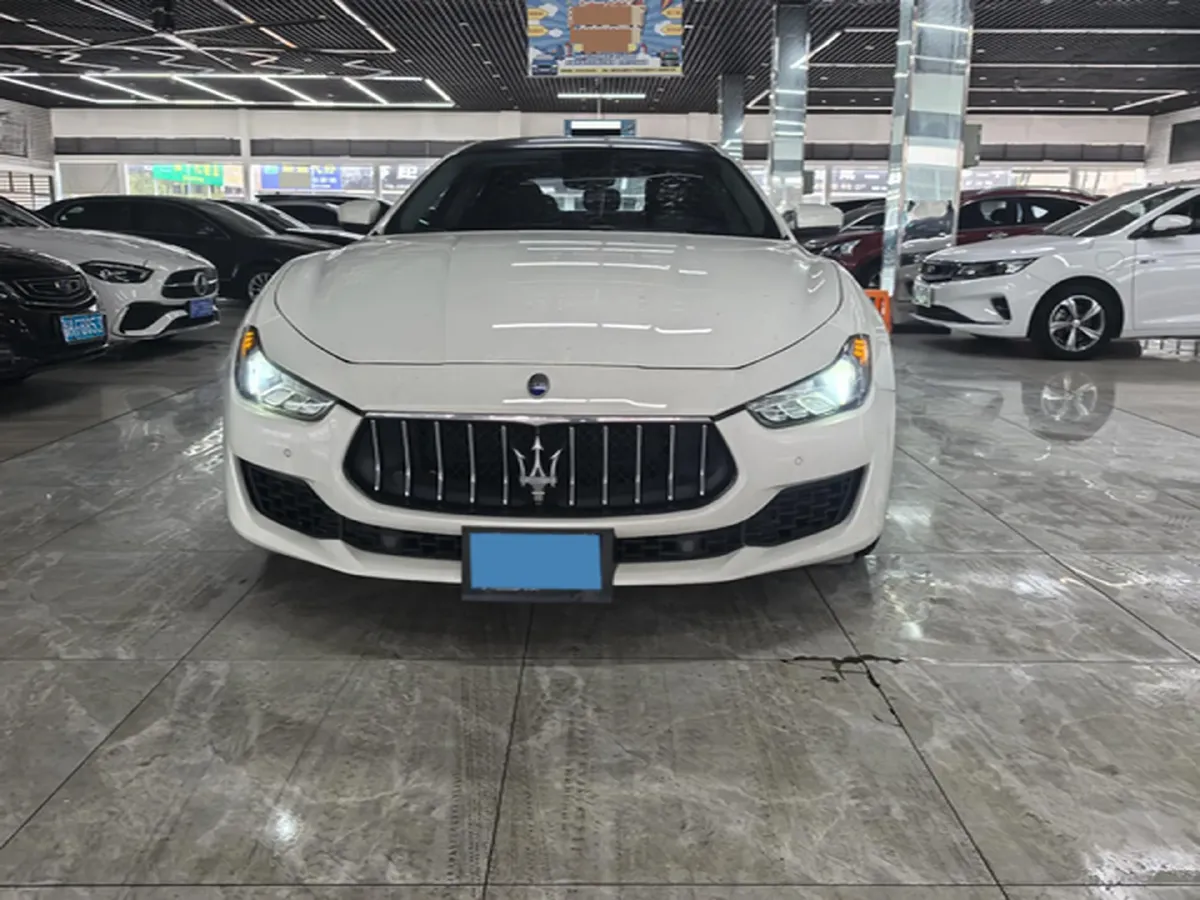 2018 Maserati Ghibli 3.0T 350HP V6 8AT,autocango,china used car exporter,china ev exporter,chinese used car exporter,chinese used ev exporter