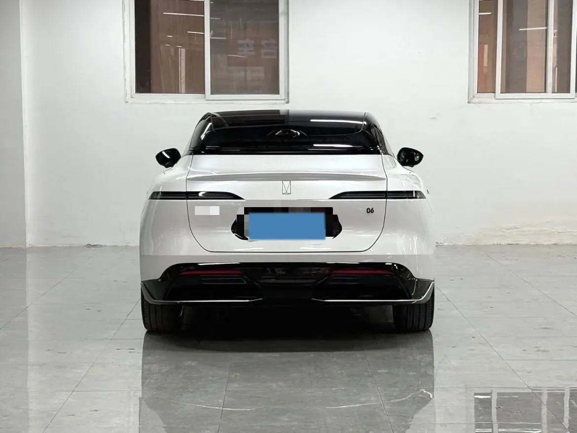 2025 Avatr 06 REEV 156HP REEV,autocango,china used car exporter,china ev exporter,chinese used car exporter,chinese used ev exporter