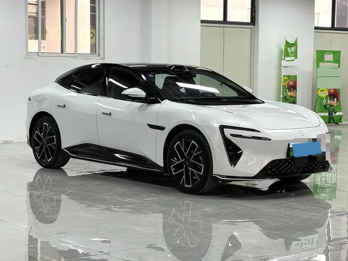 2025 Avatr 06 REEV 156HP REEV,autocango,china used car exporter,china ev exporter,chinese used car exporter,chinese used ev exporter