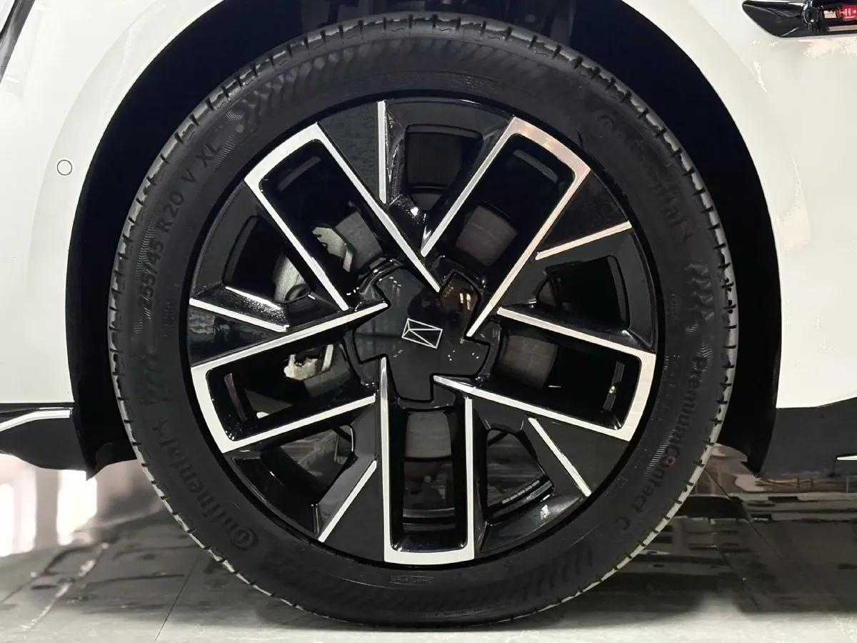 2025 Avatr 06 REEV 156HP REEV,autocango,china used car exporter,china ev exporter,chinese used car exporter,chinese used ev exporter