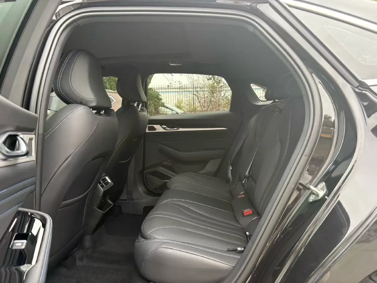 2025 Geely Preface 1.5T 181HP L4 7DCT,autocango,china used car exporter,china ev exporter,chinese used car exporter,chinese used ev exporter