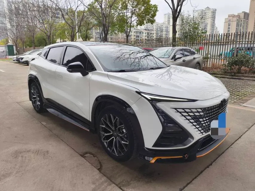 2022 ChangAn UNI-T 1.5T 188HP L4 7DCT,autocango,china used car exporter,china ev exporter,chinese used car exporter,chinese used ev exporter