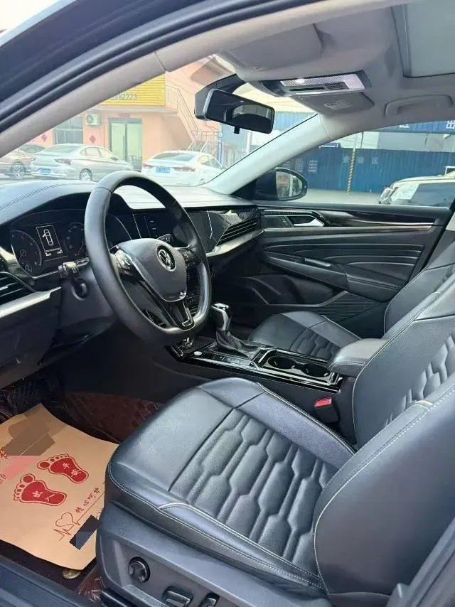 2020 Volkswagen Passat 2.0T 186HP L4 7DCT,autocango,china used car exporter,china ev exporter,chinese used car exporter,chinese used ev exporter