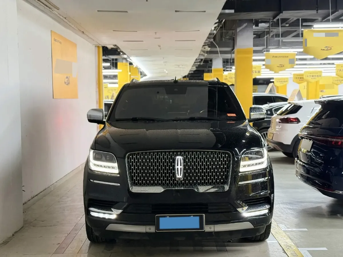 2019 Lincoln Navigator 3.5T 388HP V6 10AT,autocango,china used car exporter,china ev exporter,chinese used car exporter,chinese used ev exporter