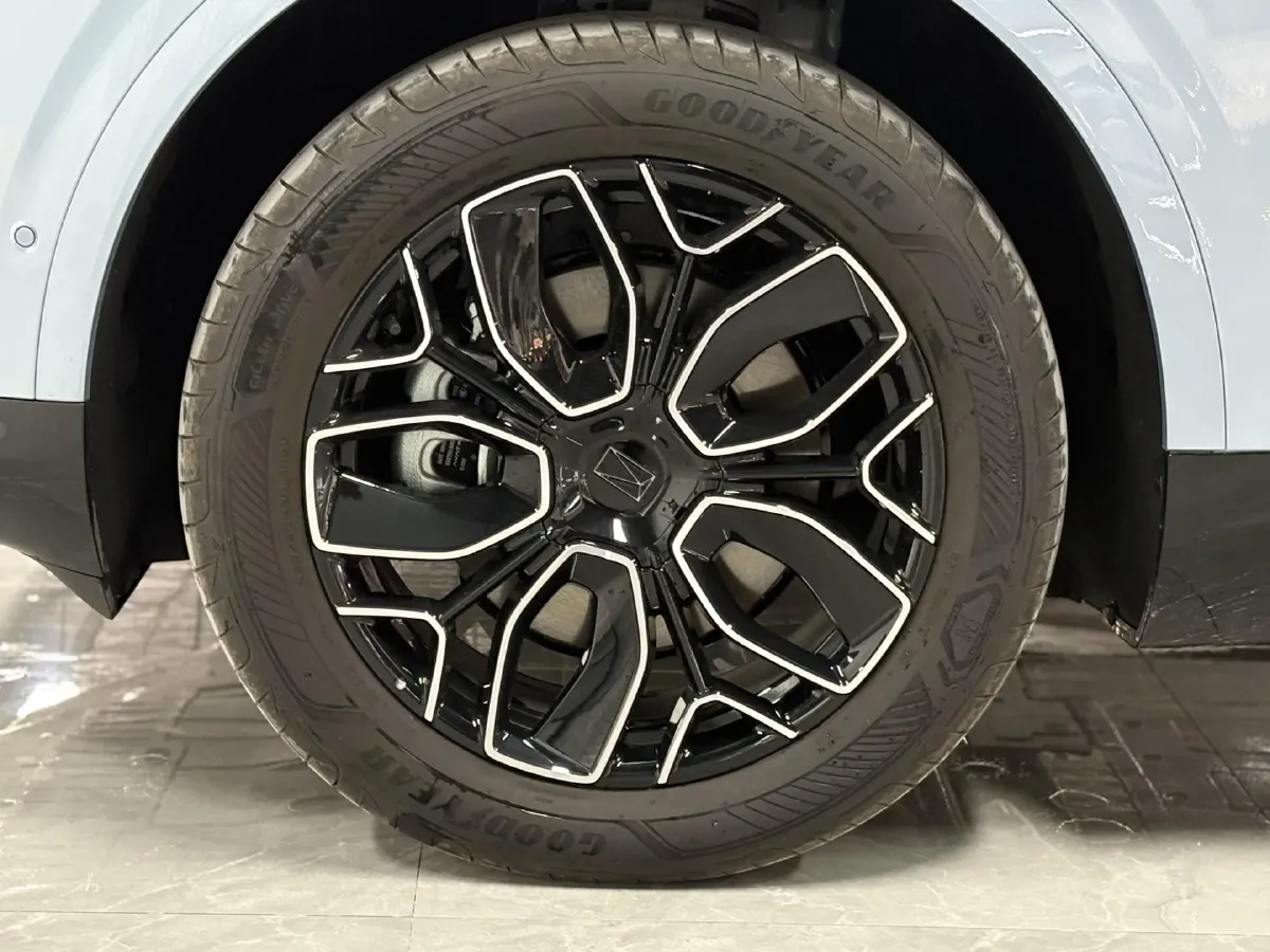 2026 Avatr 07 1.5T 156HP L4 REEV,autocango,china used car exporter,china ev exporter,chinese used car exporter,chinese used ev exporter