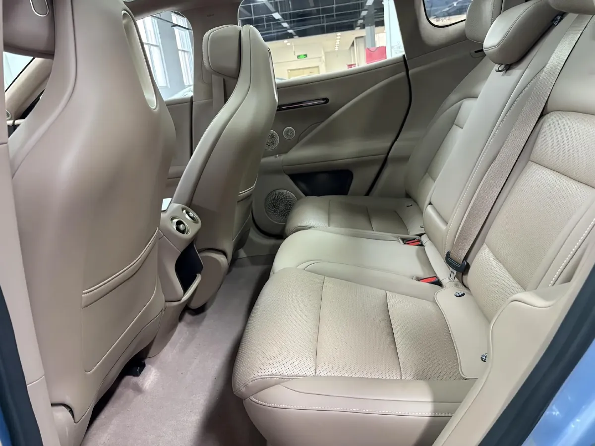 2026 Avatr 07 1.5T 156HP L4 REEV,autocango,china used car exporter,china ev exporter,chinese used car exporter,chinese used ev exporter