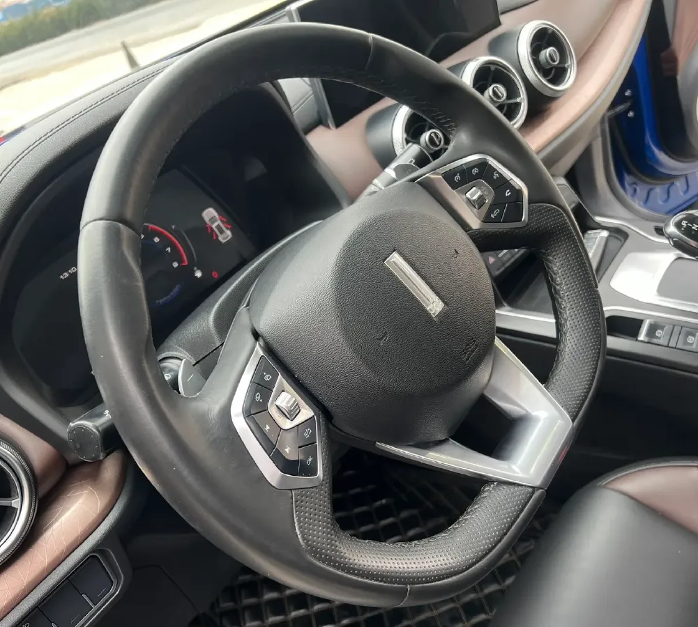 2020 WEY VV5 1.5T 171HP L4 7DCT,autocango,china used car exporter,china ev exporter,chinese used car exporter,chinese used ev exporter