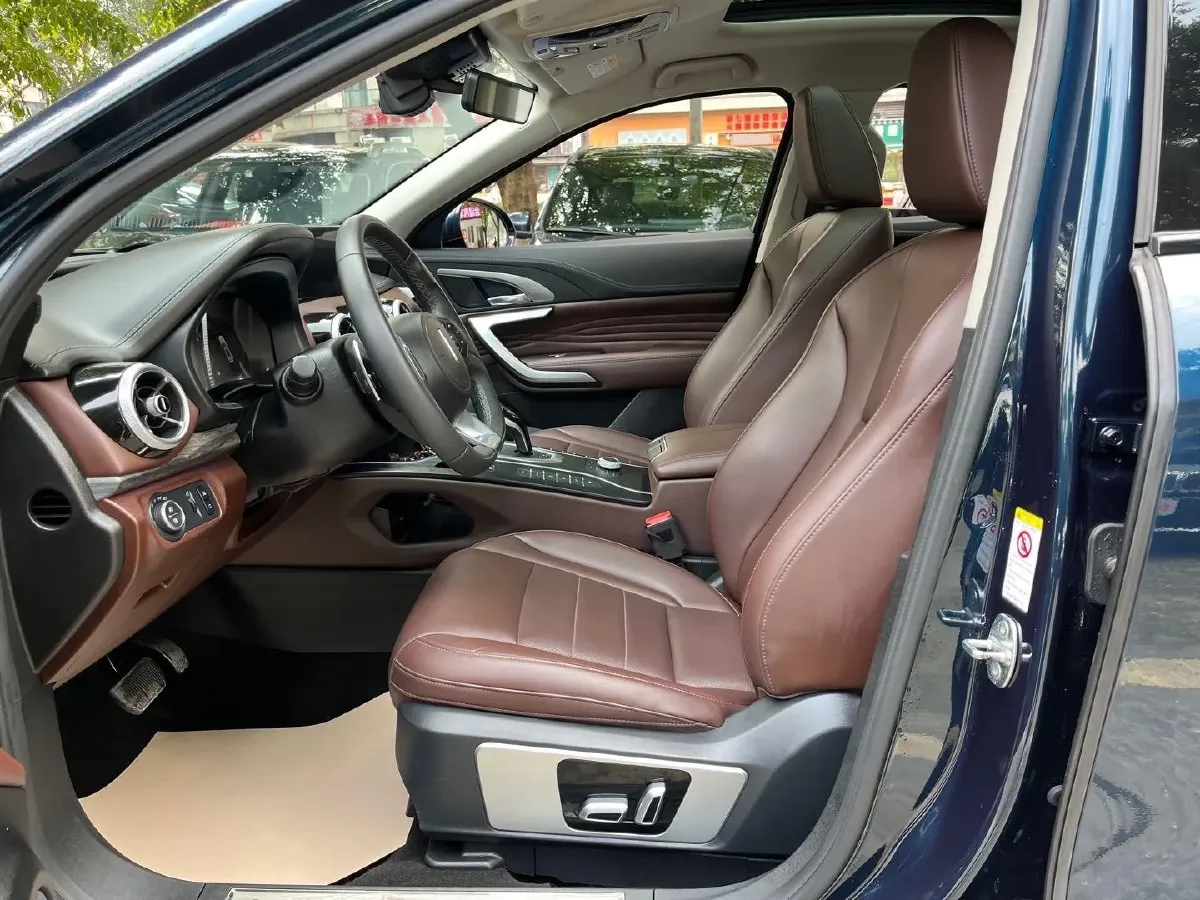 2020 WEY VV7 2.0T 227HP L4 7DCT,autocango,china used car exporter,china ev exporter,chinese used car exporter,chinese used ev exporter