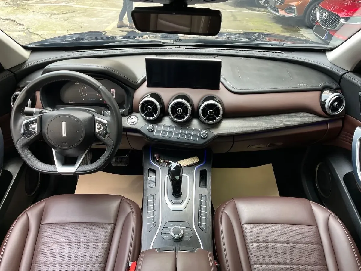 2020 WEY VV7 2.0T 227HP L4 7DCT,autocango,china used car exporter,china ev exporter,chinese used car exporter,chinese used ev exporter