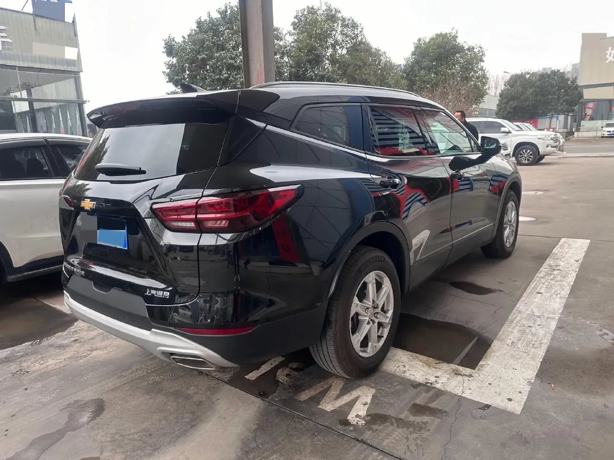 2023 Chevrolet Blazer 2.0T 237HP L4 9AT,autocango,china used car exporter,china ev exporter,chinese used car exporter,chinese used ev exporter