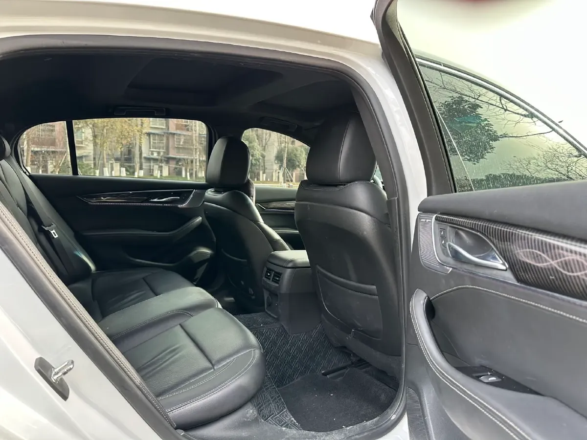 2022 Cadillac CT5 2.0T 237HP L4 10AT,autocango,china used car exporter,china ev exporter,chinese used car exporter,chinese used ev exporter