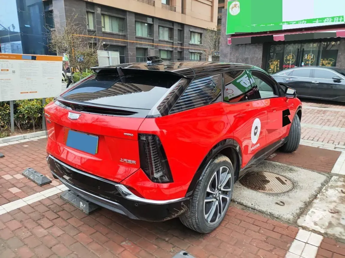 2024 Cadillac OPTIQ BEV 79.7KWH,autocango,china used car exporter,china ev exporter,chinese used car exporter,chinese used ev exporter