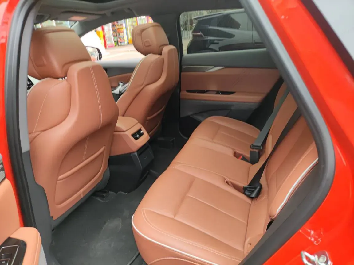 2024 Cadillac OPTIQ BEV 79.7KWH,autocango,china used car exporter,china ev exporter,chinese used car exporter,chinese used ev exporter