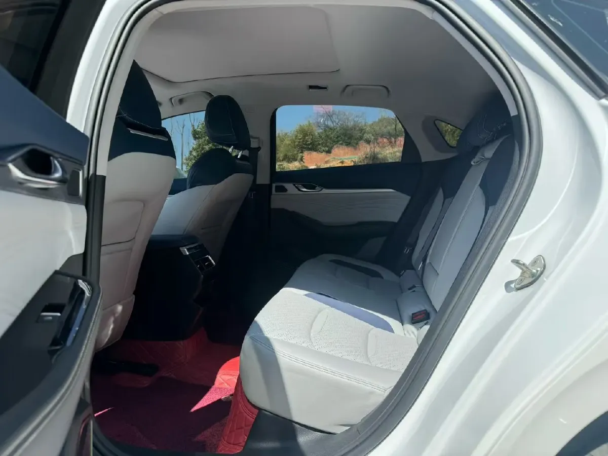 2021 Geely Preface 2.0T 190HP L4 7DCT,autocango,china used car exporter,china ev exporter,chinese used car exporter,chinese used ev exporter