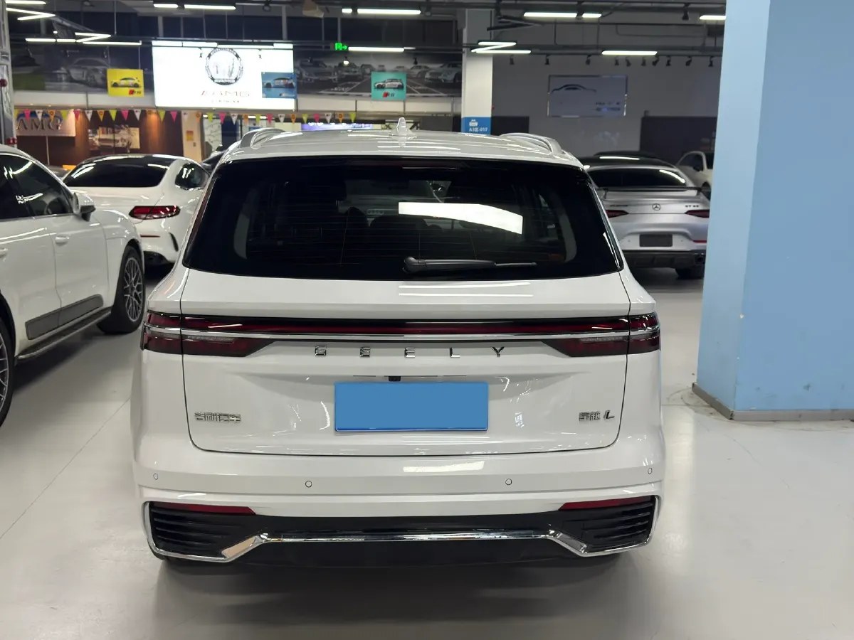 2024 Geely Monjaro 2.0T 218HP L4 7DCT,autocango,china used car exporter,china ev exporter,chinese used car exporter,chinese used ev exporter