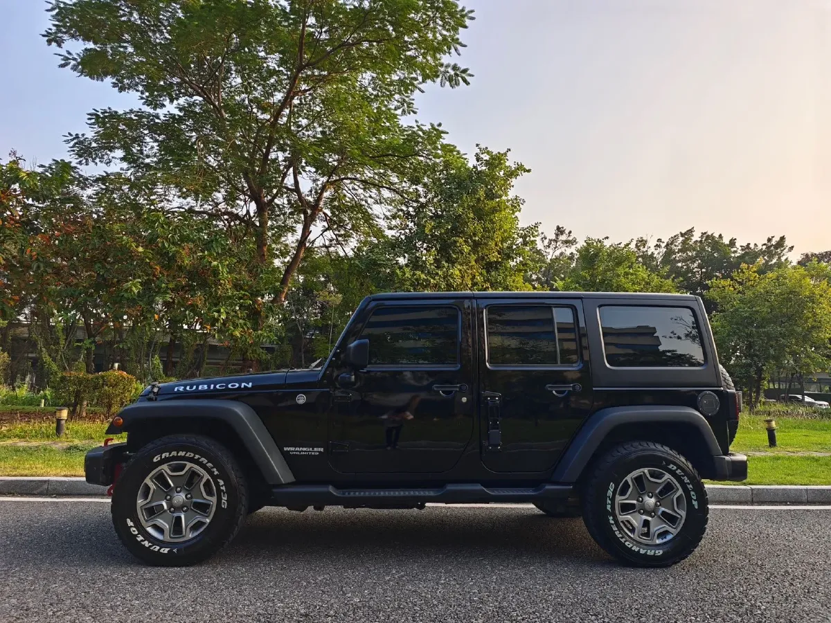2017 Jeep Wrangler 3.6L 284HP V6 5AT,autocango,china used car exporter,china ev exporter,chinese used car exporter,chinese used ev exporter