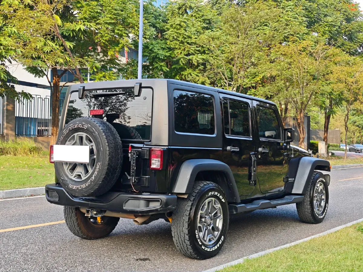 2017 Jeep Wrangler 3.6L 284HP V6 5AT,autocango,china used car exporter,china ev exporter,chinese used car exporter,chinese used ev exporter