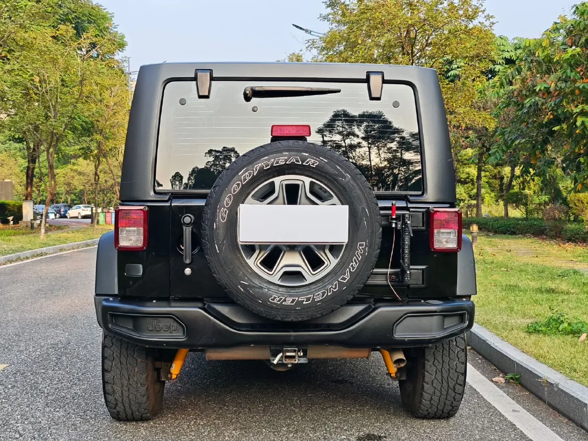 2017 Jeep Wrangler 3.6L 284HP V6 5AT,autocango,china used car exporter,china ev exporter,chinese used car exporter,chinese used ev exporter