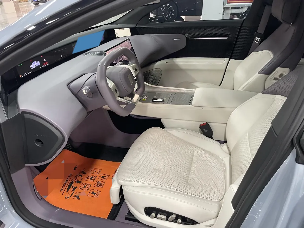 2025 Avatr 12 1.5T 156HP L4 REEV 39.05KWH,autocango,china used car exporter,china ev exporter,chinese used car exporter,chinese used ev exporter