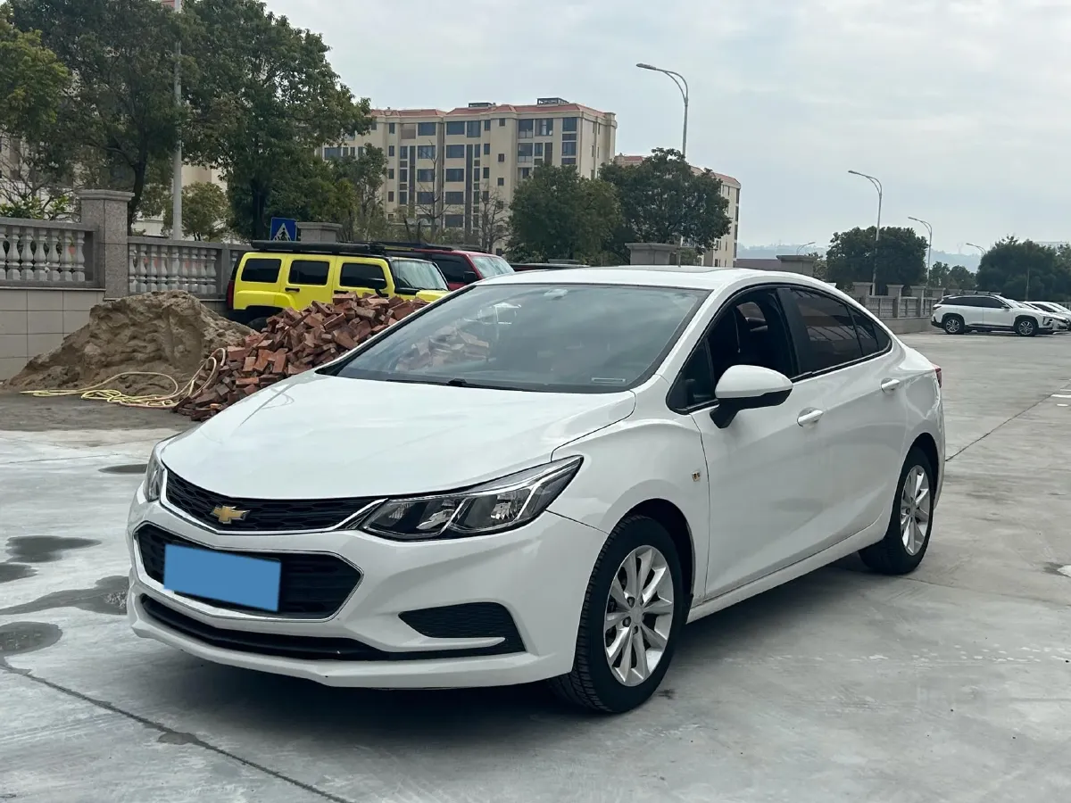 2018 Chevrolet Cruze 1.5L 114HP L4 6AT,autocango,china used car exporter,china ev exporter,chinese used car exporter,chinese used ev exporter
