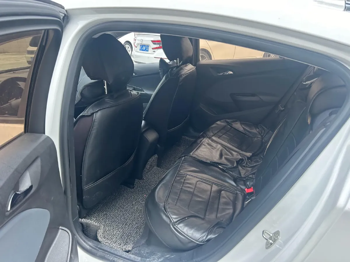 2018 Chevrolet Cruze 1.5L 114HP L4 6AT,autocango,china used car exporter,china ev exporter,chinese used car exporter,chinese used ev exporter