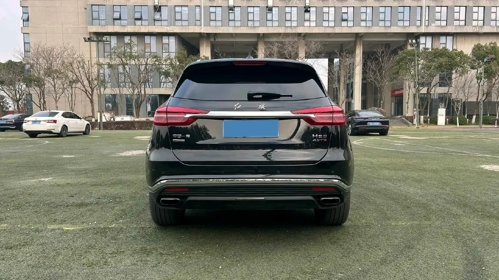 2022 HongQi HS5 2.0T 224HP L4 6AT,autocango,china used car exporter,china ev exporter,chinese used car exporter,chinese used ev exporter