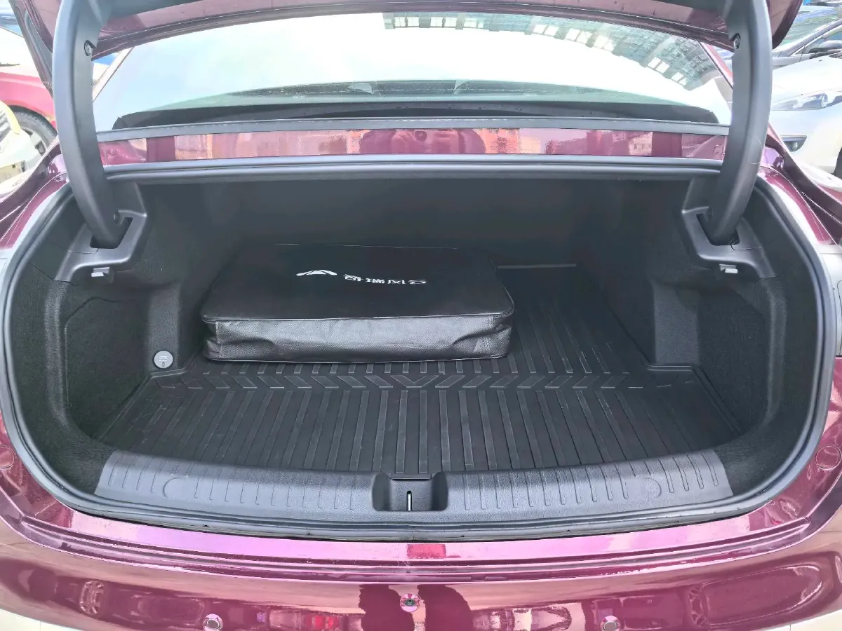 2025 Fulwin FulwinA9L 1.5T 156HP L4 1DHT PHEV,autocango,china used car exporter,china ev exporter,chinese used car exporter,chinese used ev exporter